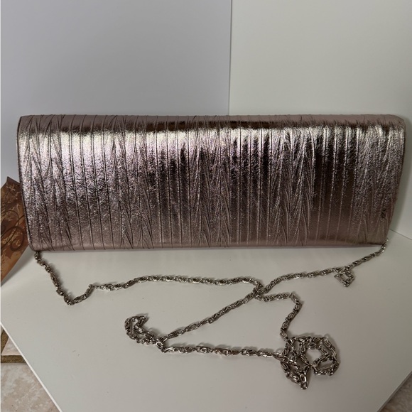 Anthropology Raj metallic pleated Clutch Pewter with  with Chain Strap - Picture 3 of 4